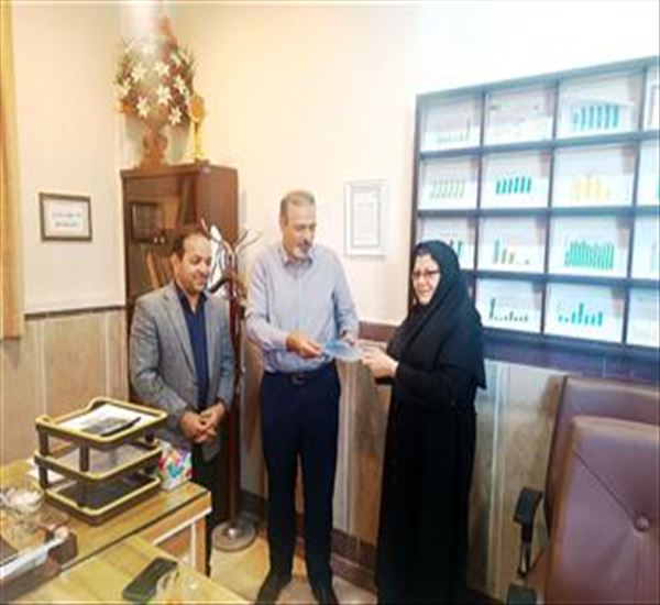 طی حکمی از طرف دکتر اصغر باقری مدیر شبکه بهداشت و درمان شهرستان بناب سرکارخانم طاهره تیزفهم  به عنوان مدیر بیمارستان امام خمینی (ره) منصوب شد